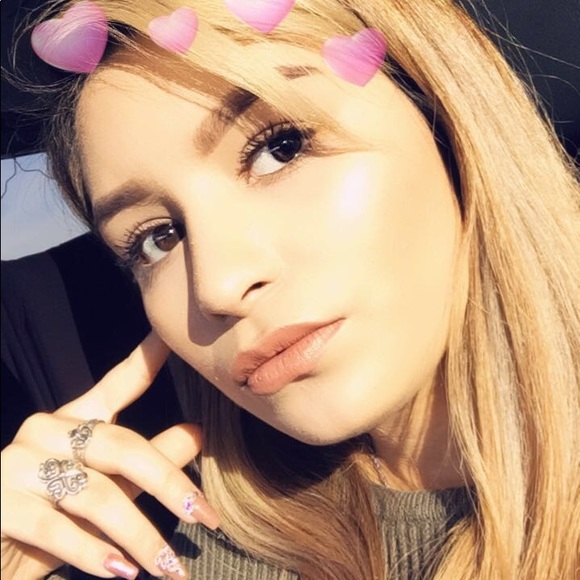 Meet your Posher, Yami - Picture 1 of 1